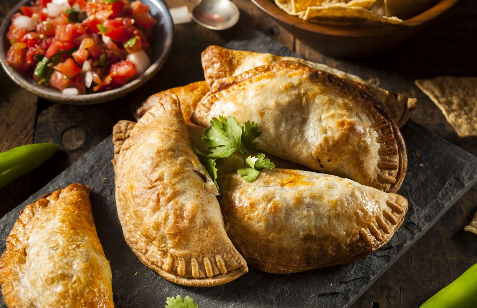 17. Empanadas, varios lugares